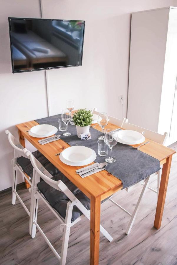 Pokoje I Apartamenty Na Szkolnej ซาตอร์ ภายนอก รูปภาพ